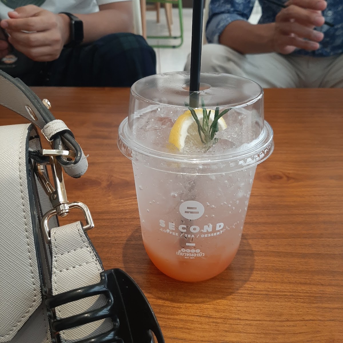 Second Cafe Trat - 9