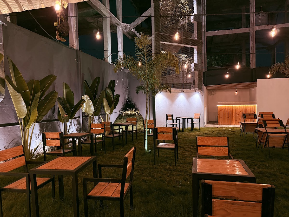 PARTNERS CAFE & RESTO