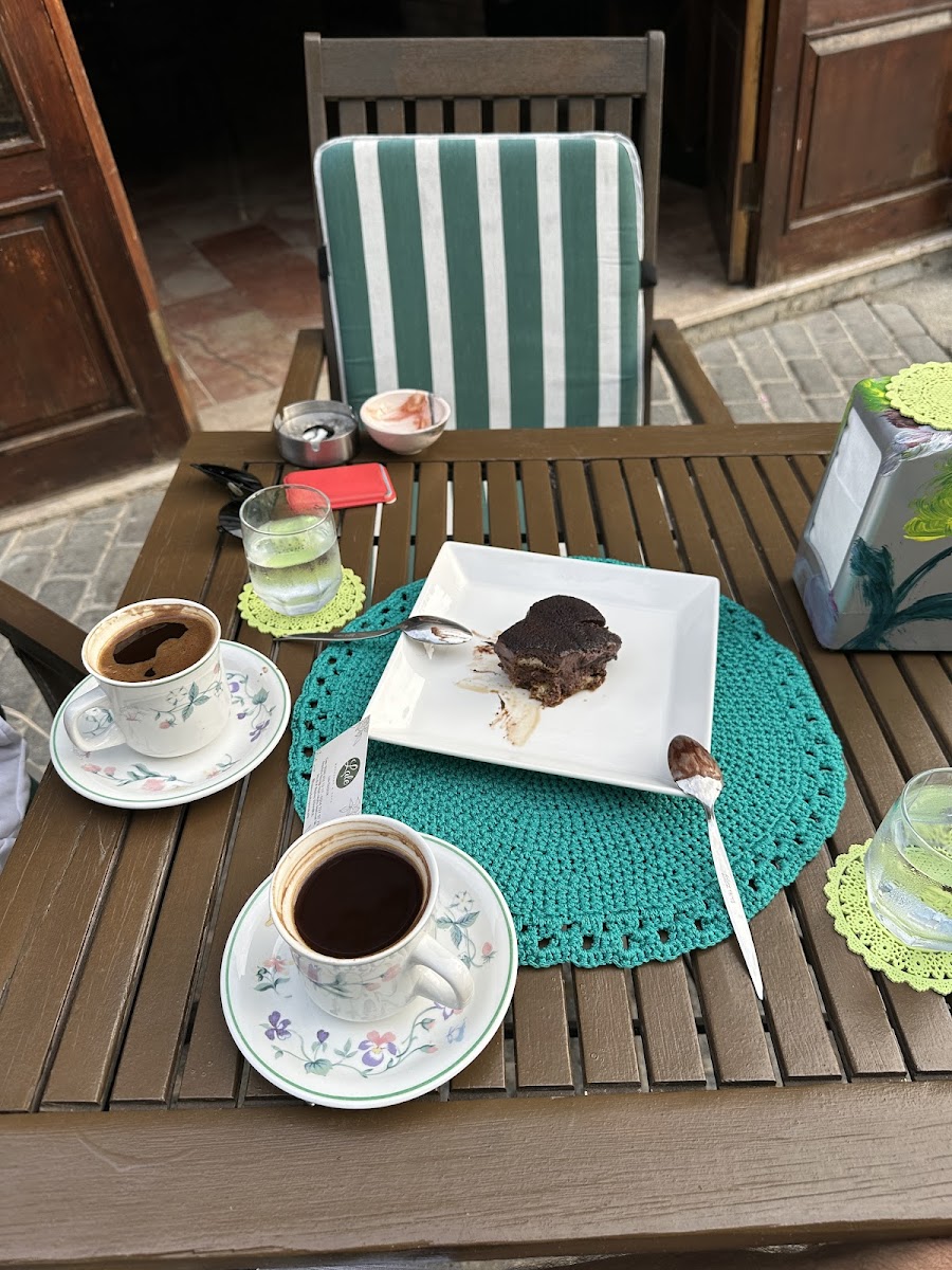 Lale Workshop and Cafe - 8