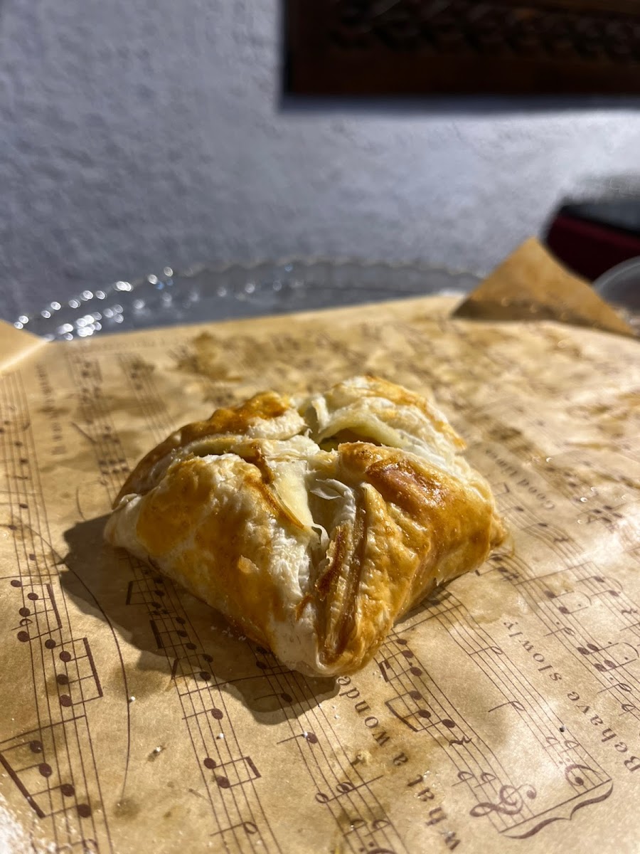 Lale Workshop and Cafe - 9