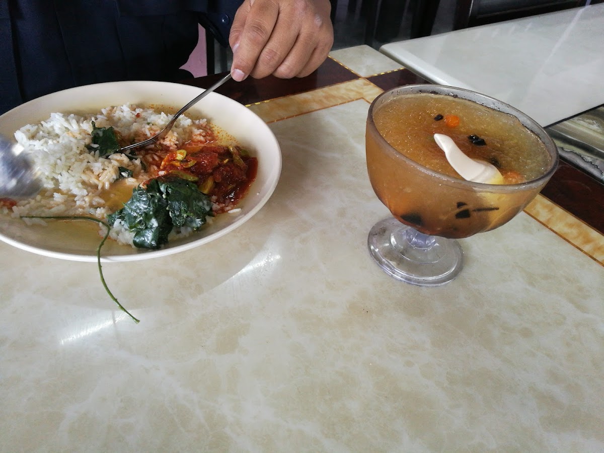 Cafe Pinggiran Laut - 5