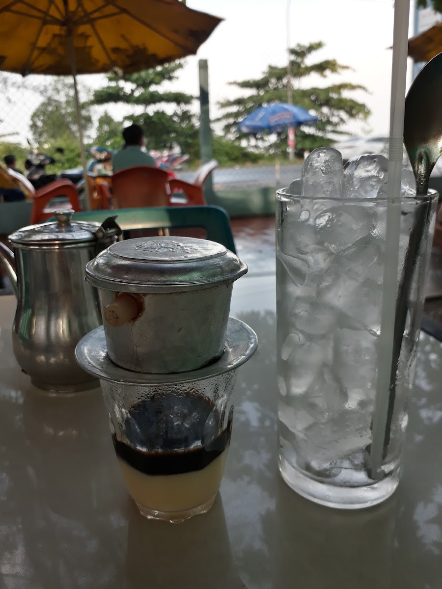 Quán Cà Phê Dốc Cầu - 8