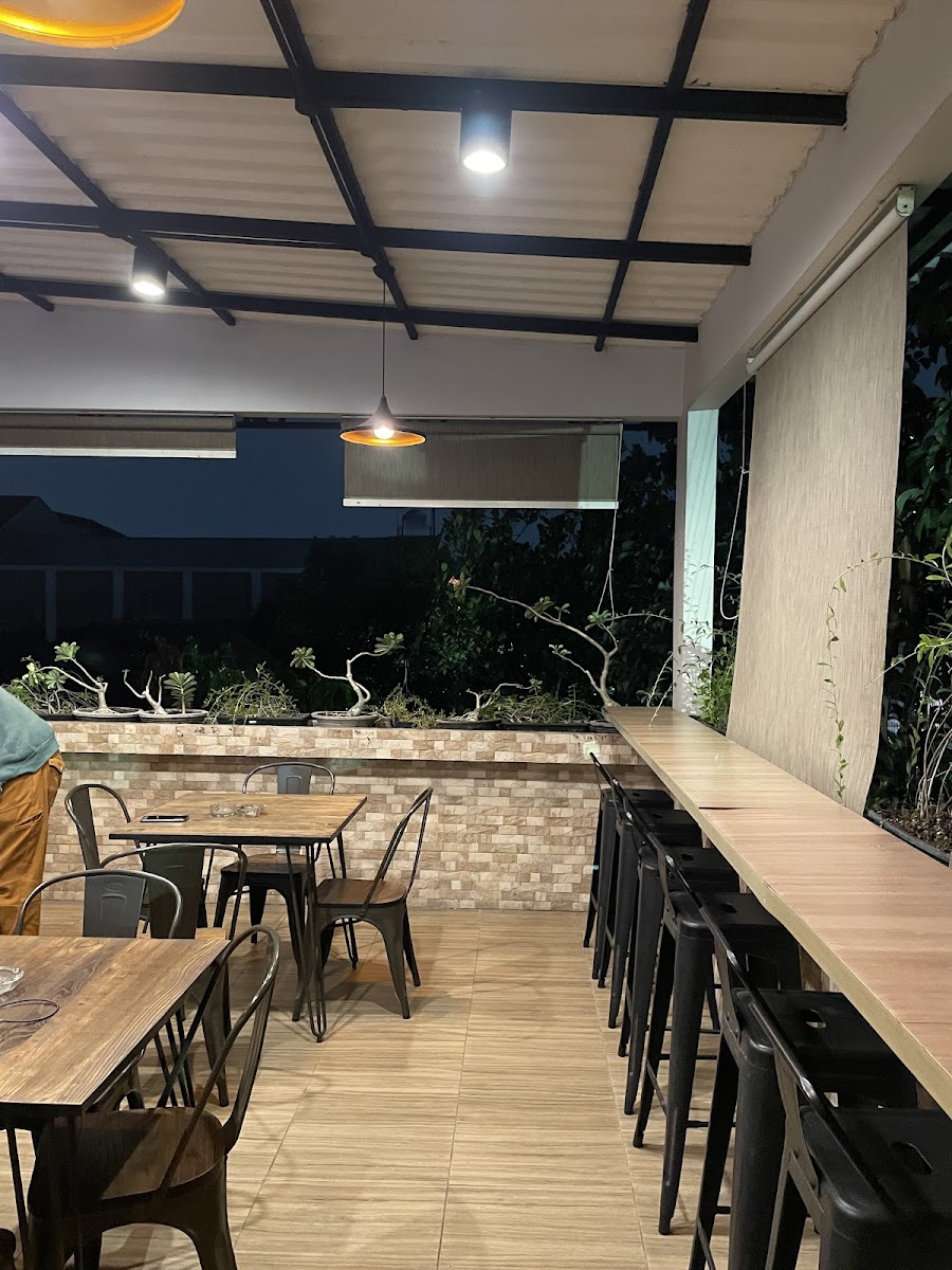 QINI Corner - CAFE & LAUNDRY - 4