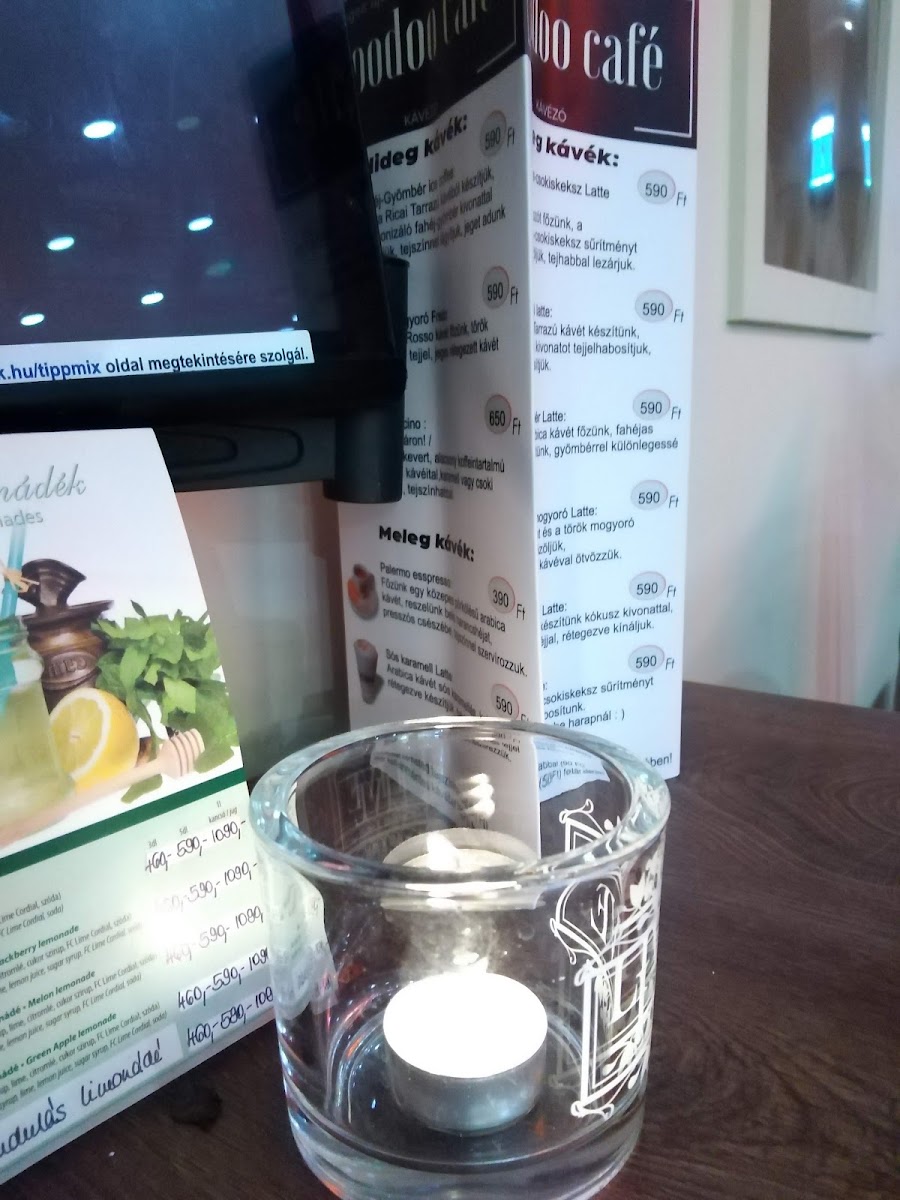 Woodoo Kávézó - 9