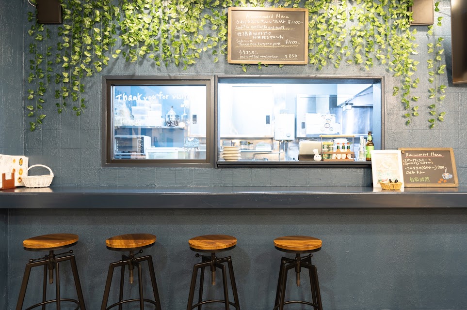 cafe and bar. OGNI GIORNO 鎌倉 オニジョルノ