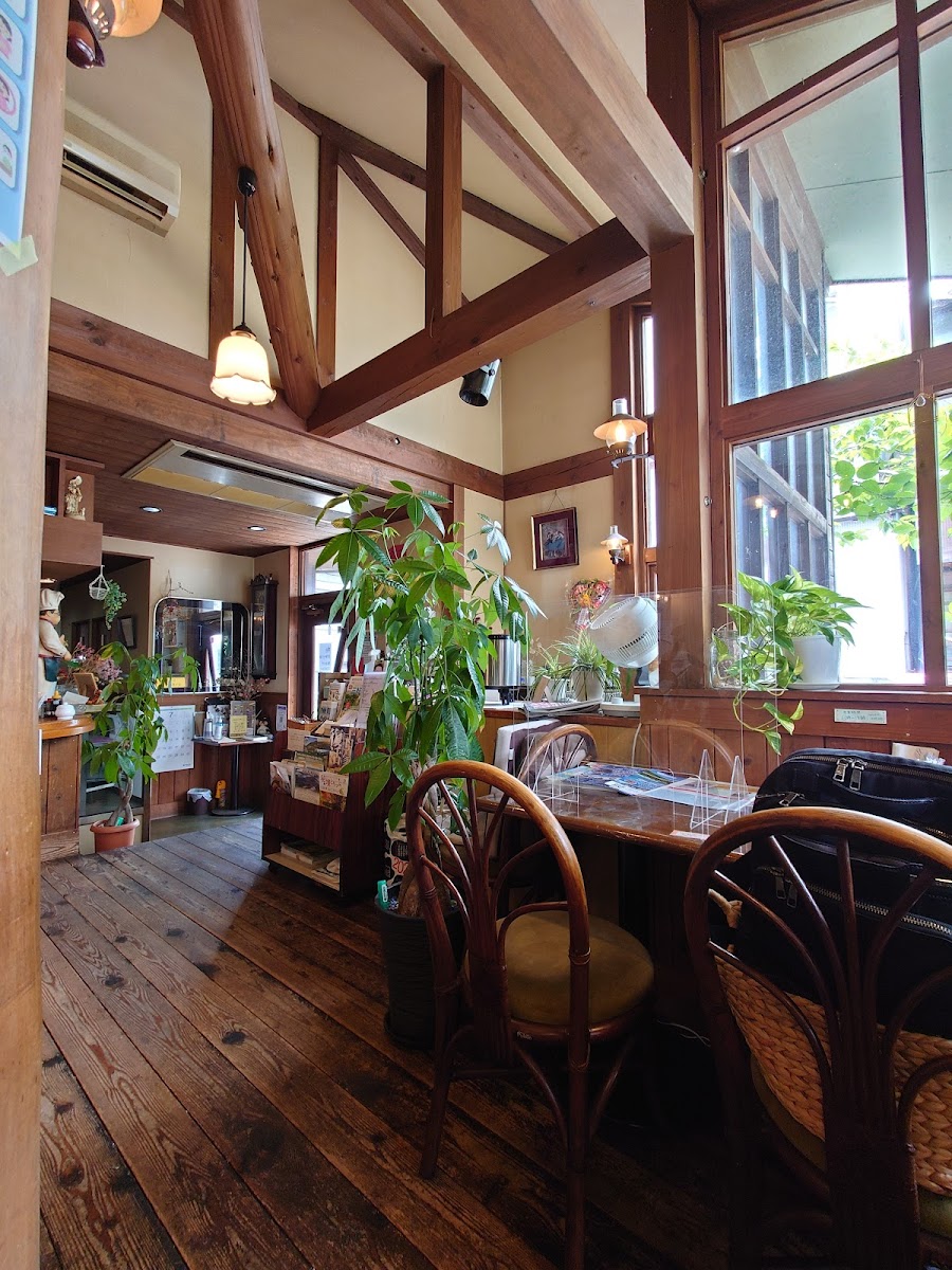 Coffee & Cake Toshiya