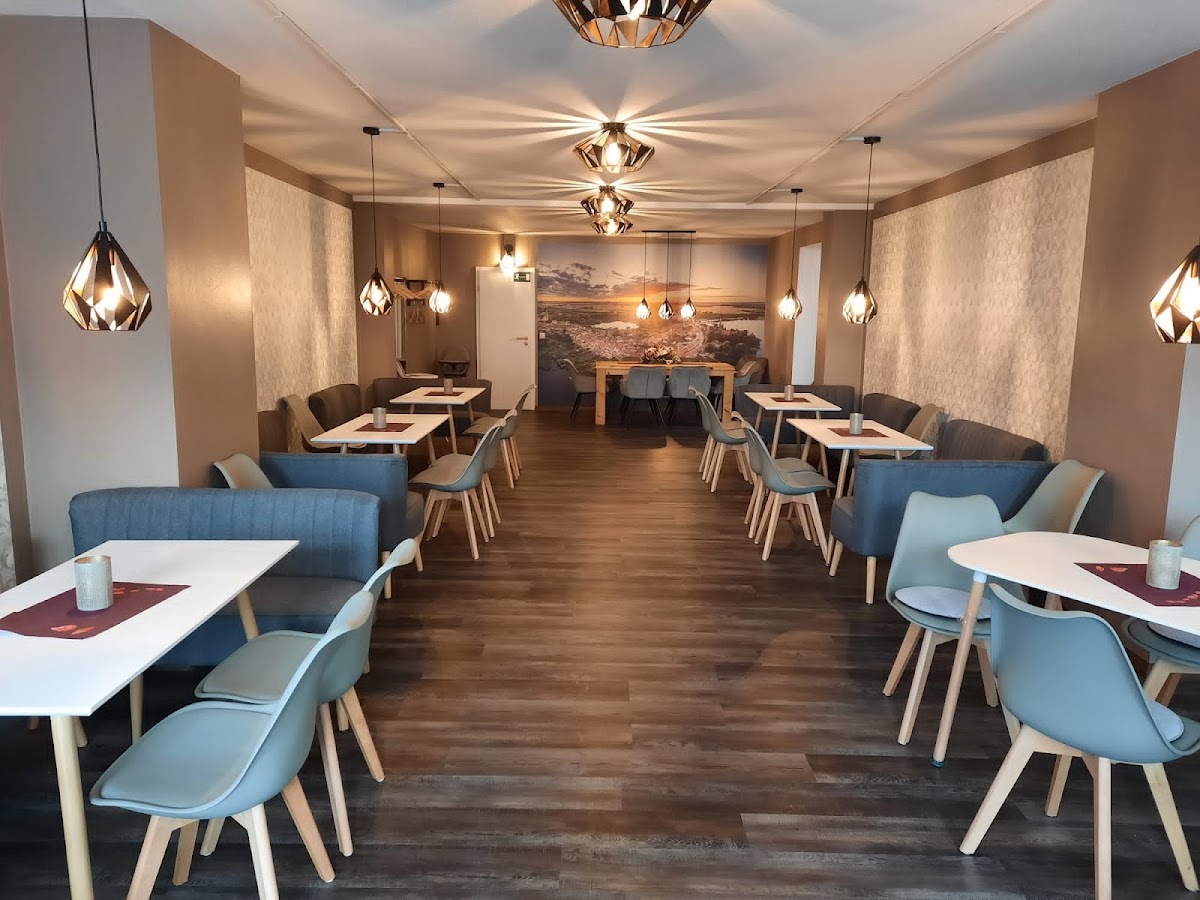 Kuchen & Tortenbar Robel