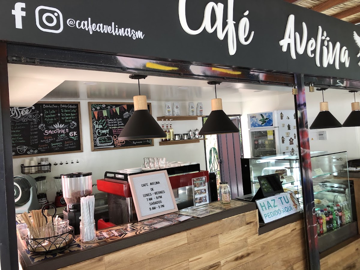 Cafe Avelina