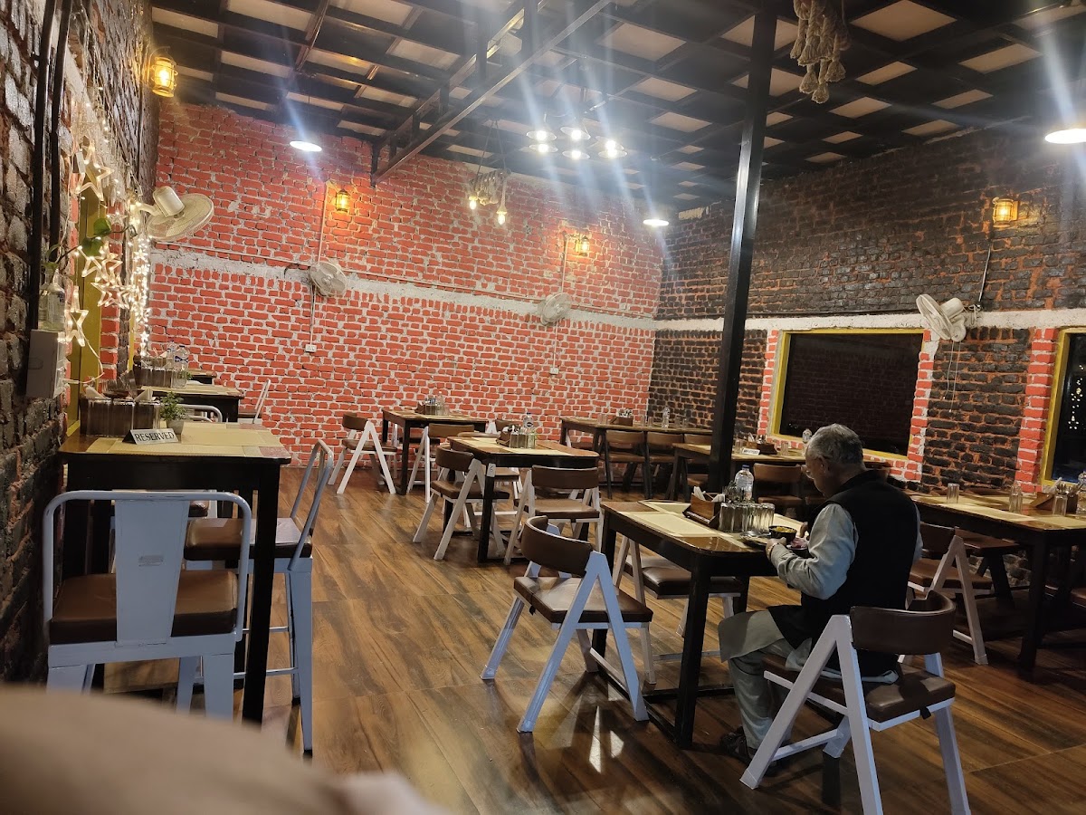 Mount Stone Resort Cafe & Resturant