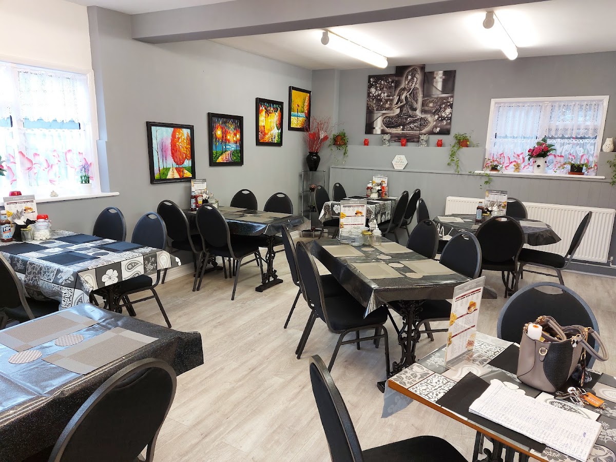 Yvonne's Cafe & Take-Away