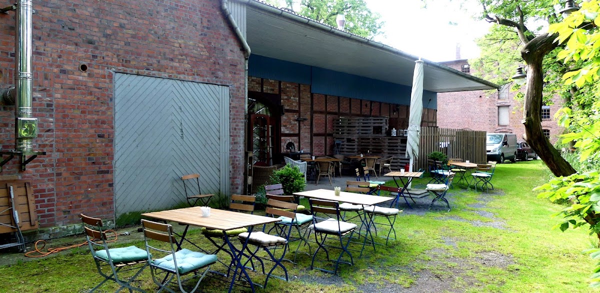 Apolonia Hus Hofcafé und Herberge