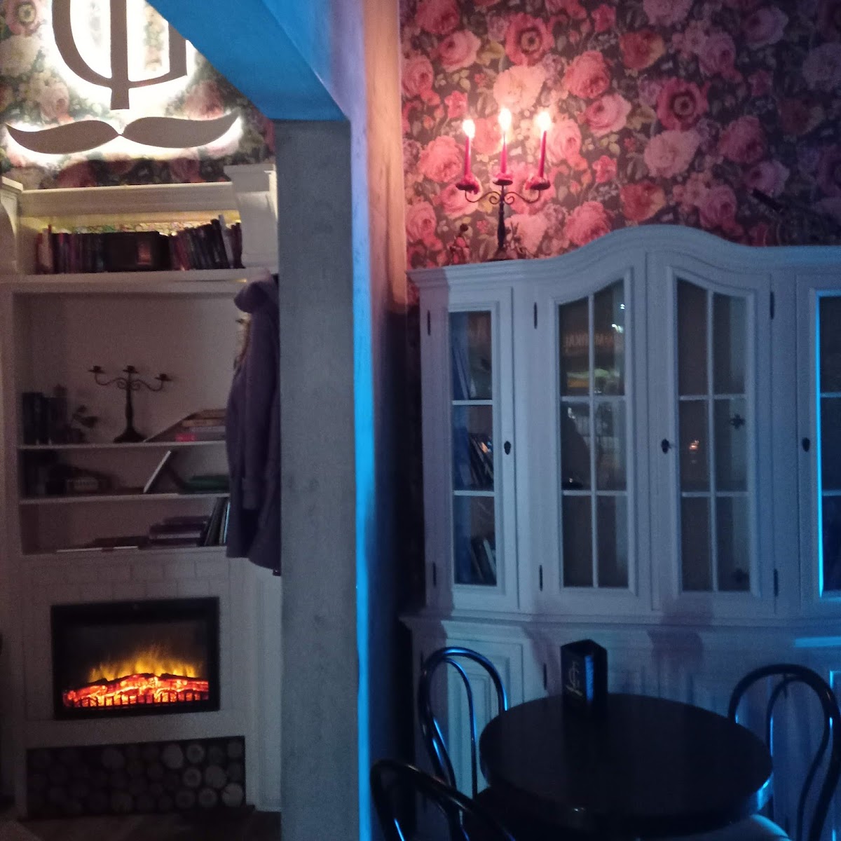 FG Cafe, Bistro & Bar