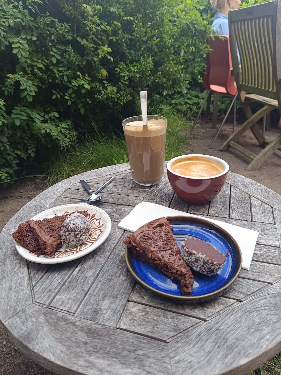 Albis kaffebar og secondhand - 4