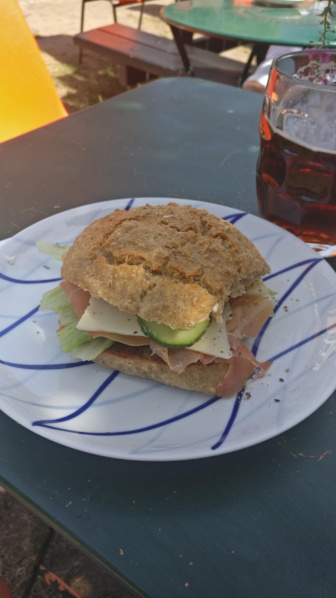 Albis kaffebar og secondhand - 7