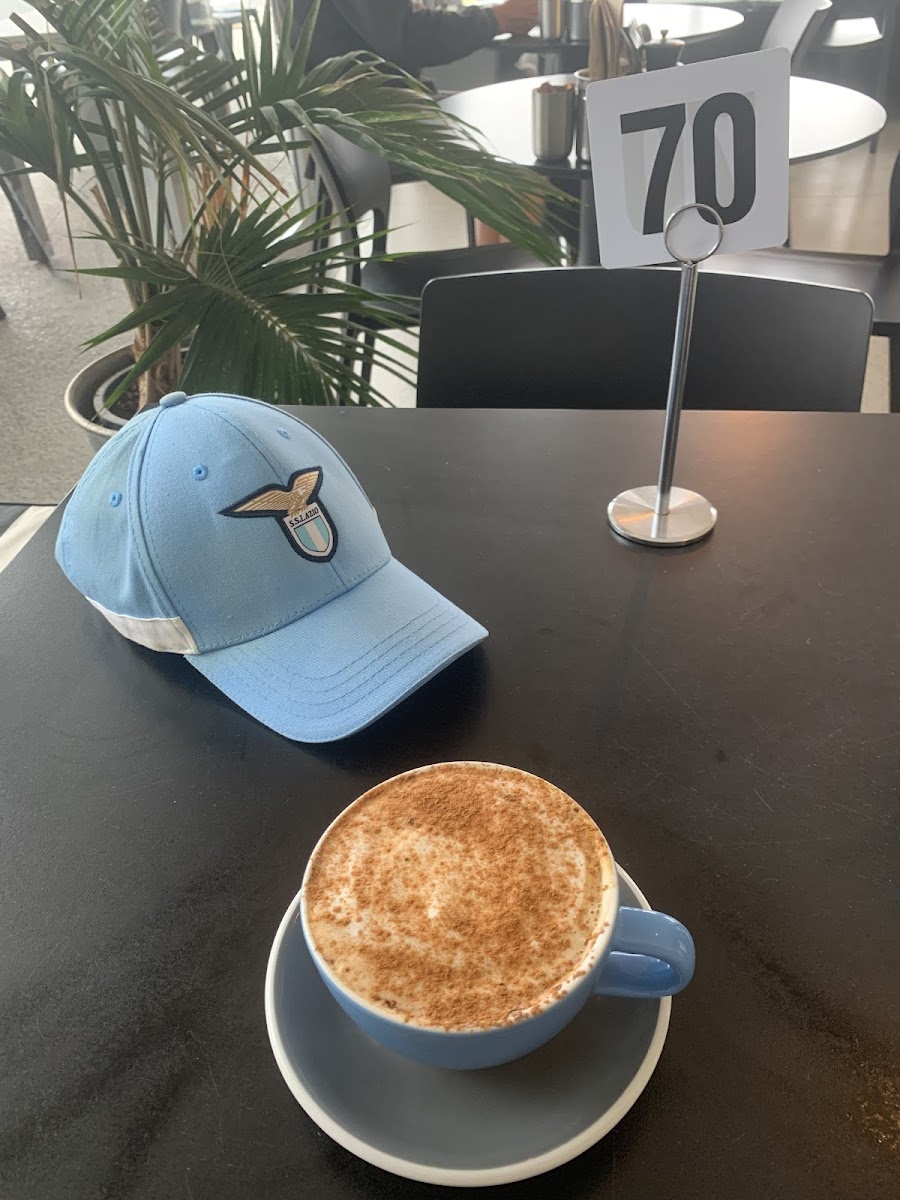 Omaha Beach Cafe - 7