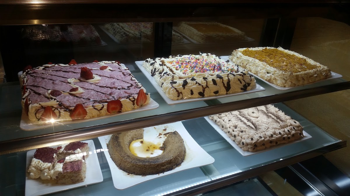 La Estancia Restaurant y Café - 8