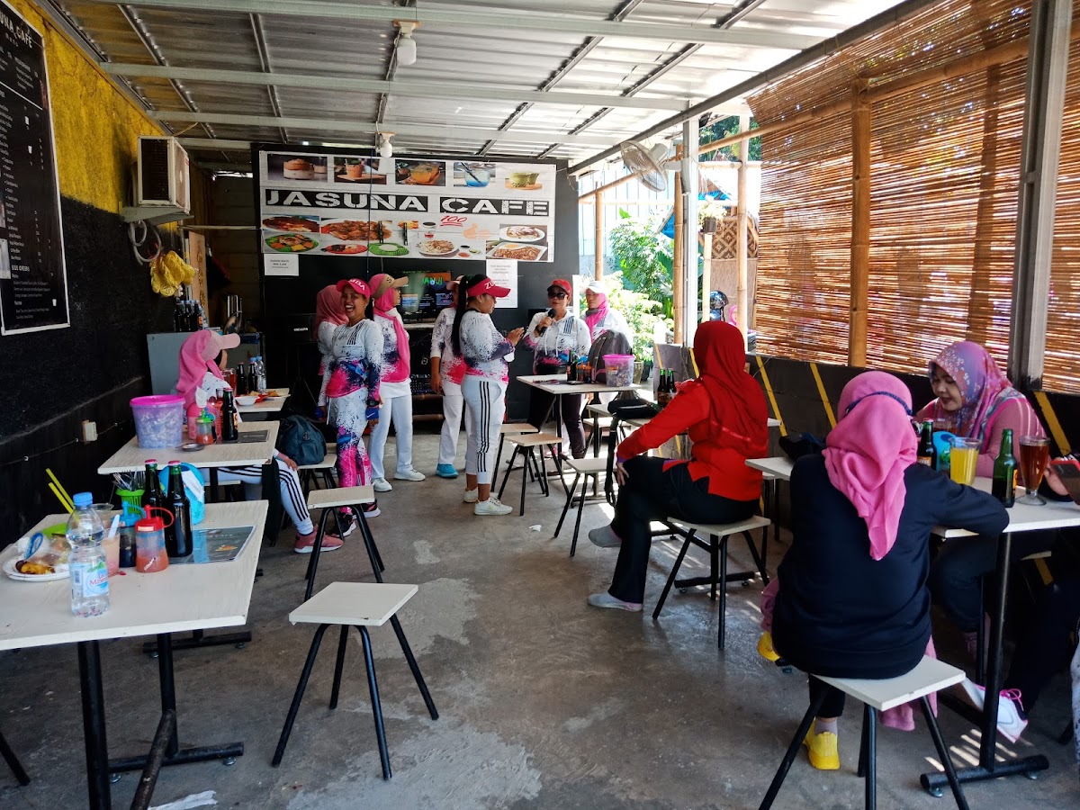 cafe Jasuna