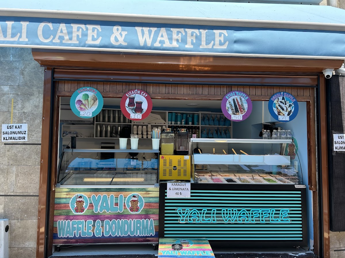 Yalı Waffle&Cafe