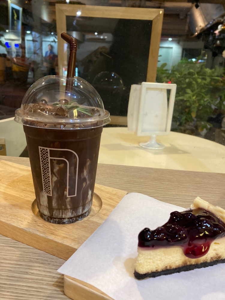 Krung Gastro Cafe & Bar - 7