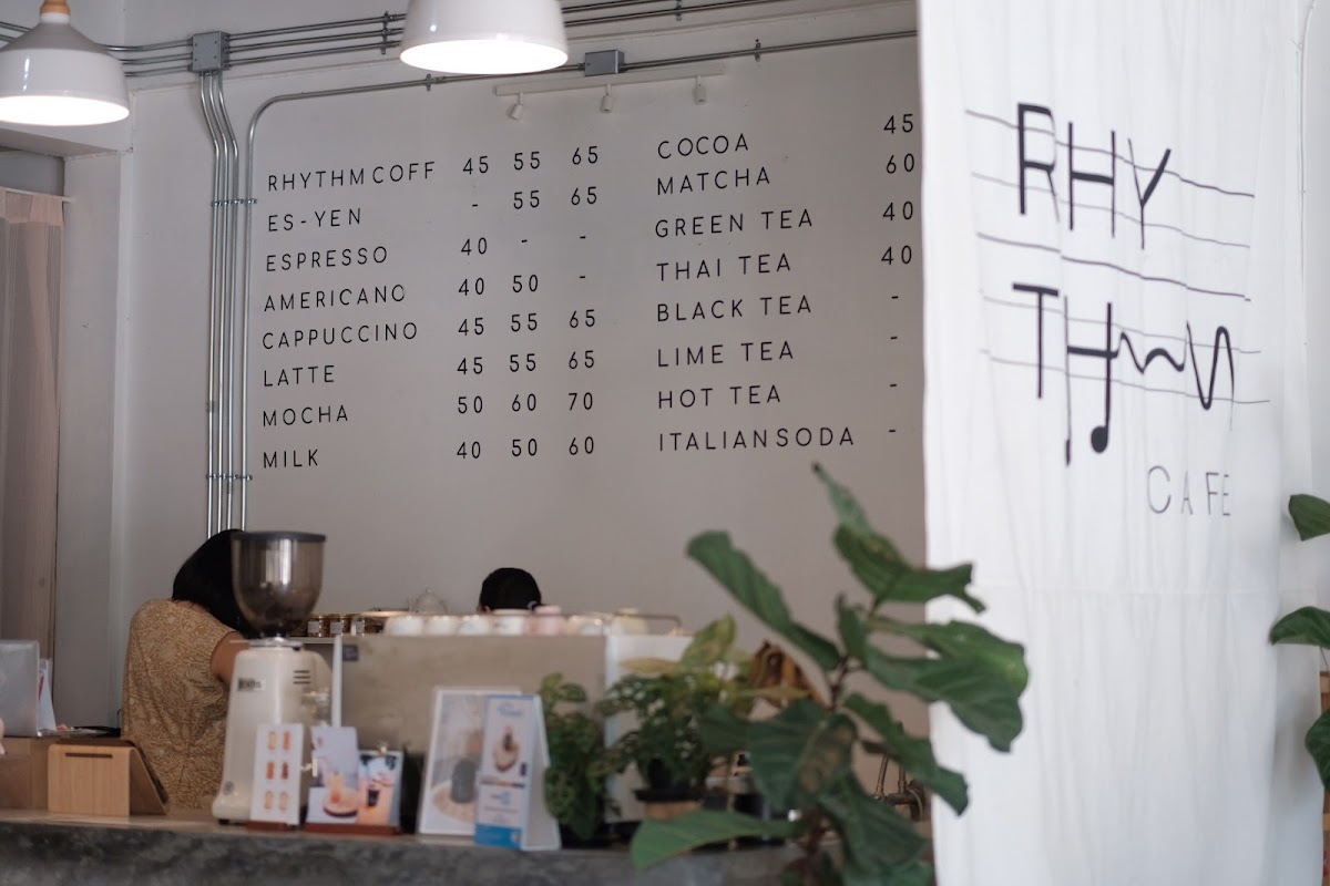 RHYTHM cafe & eatery (ริธธึม คาเฟ่) - 4