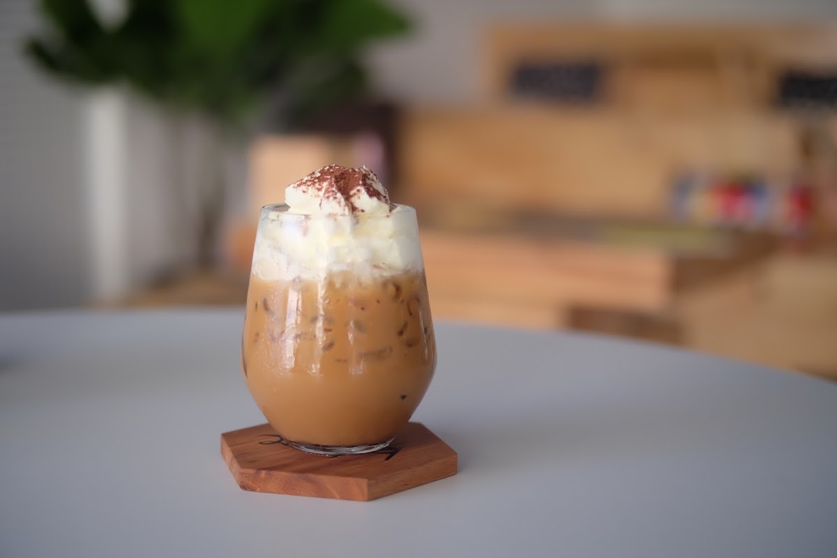 RHYTHM cafe & eatery (ริธธึม คาเฟ่) - 4