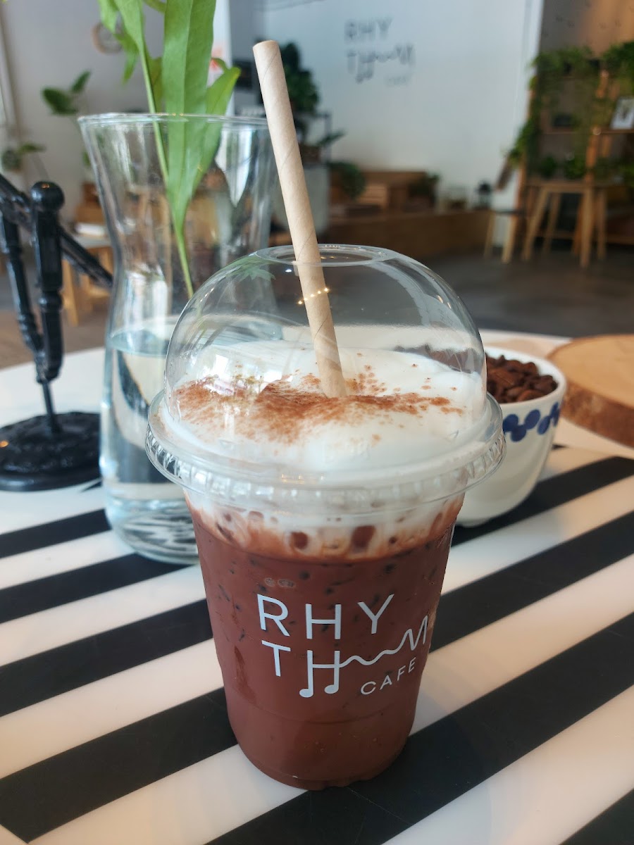 RHYTHM cafe & eatery (ริธธึม คาเฟ่) - 7