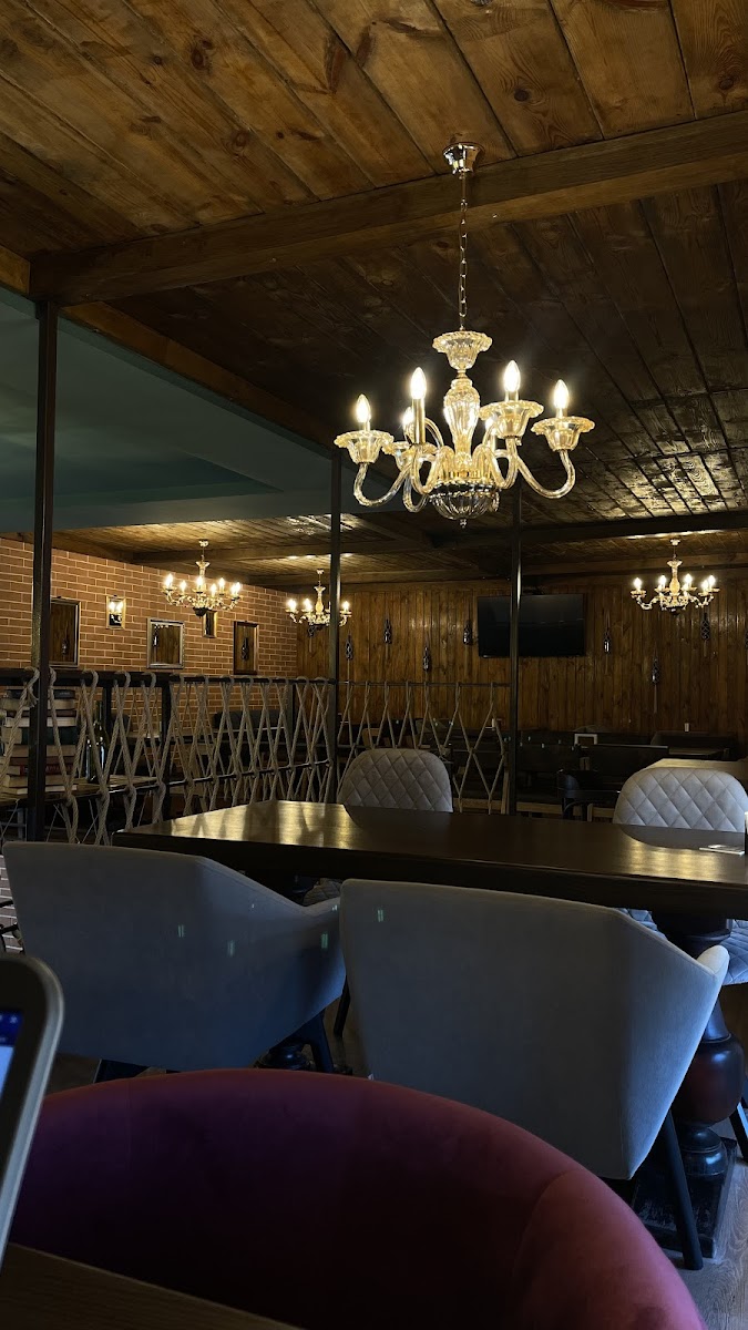 Misʹke Kafe 1604 - 10