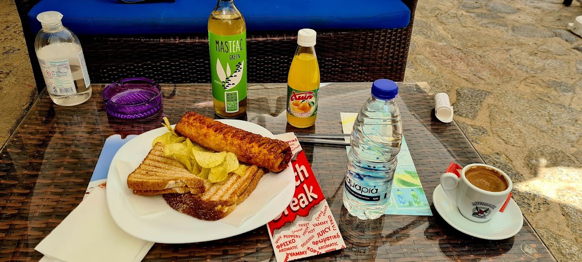 Amvrosia Coffee Shop - 10