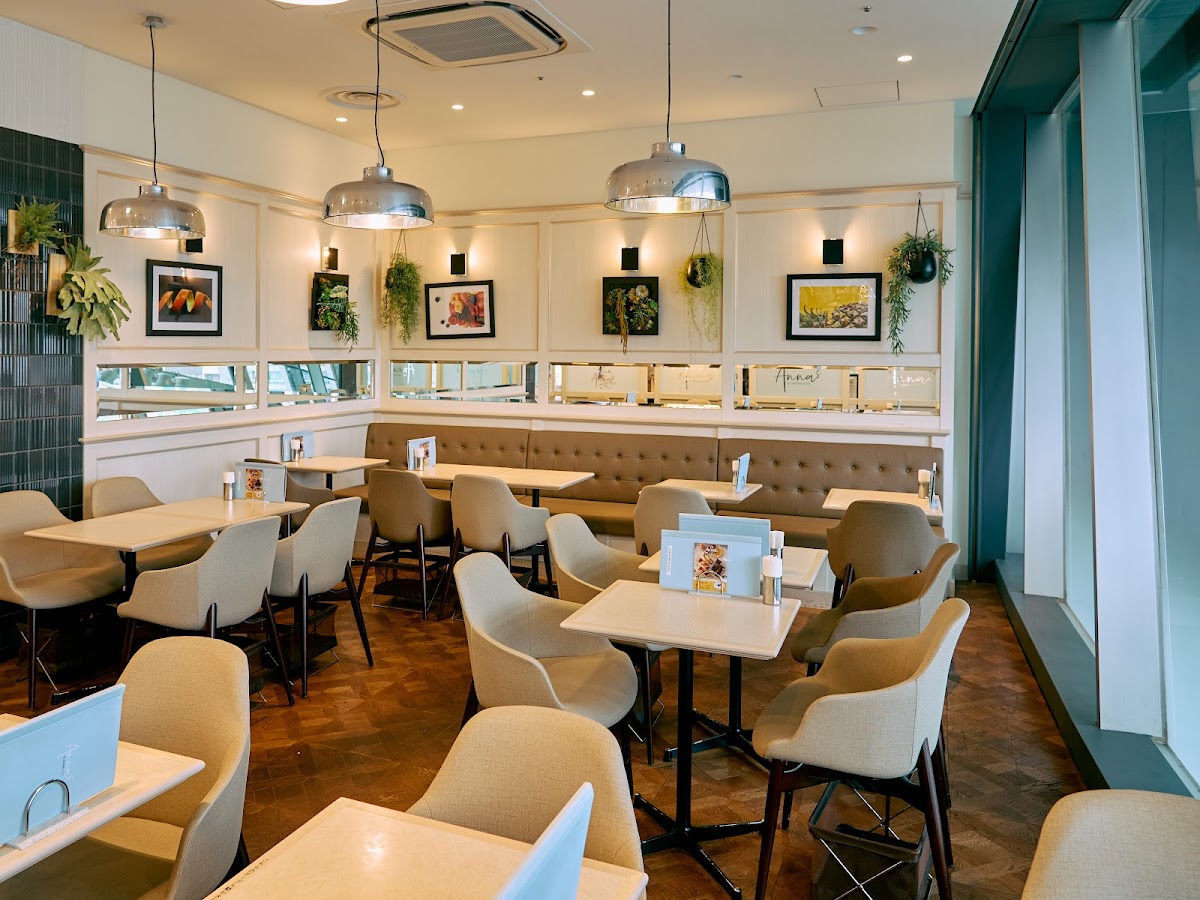 ANNA’S by Landtmann (アンナース ハイ ラントマン)