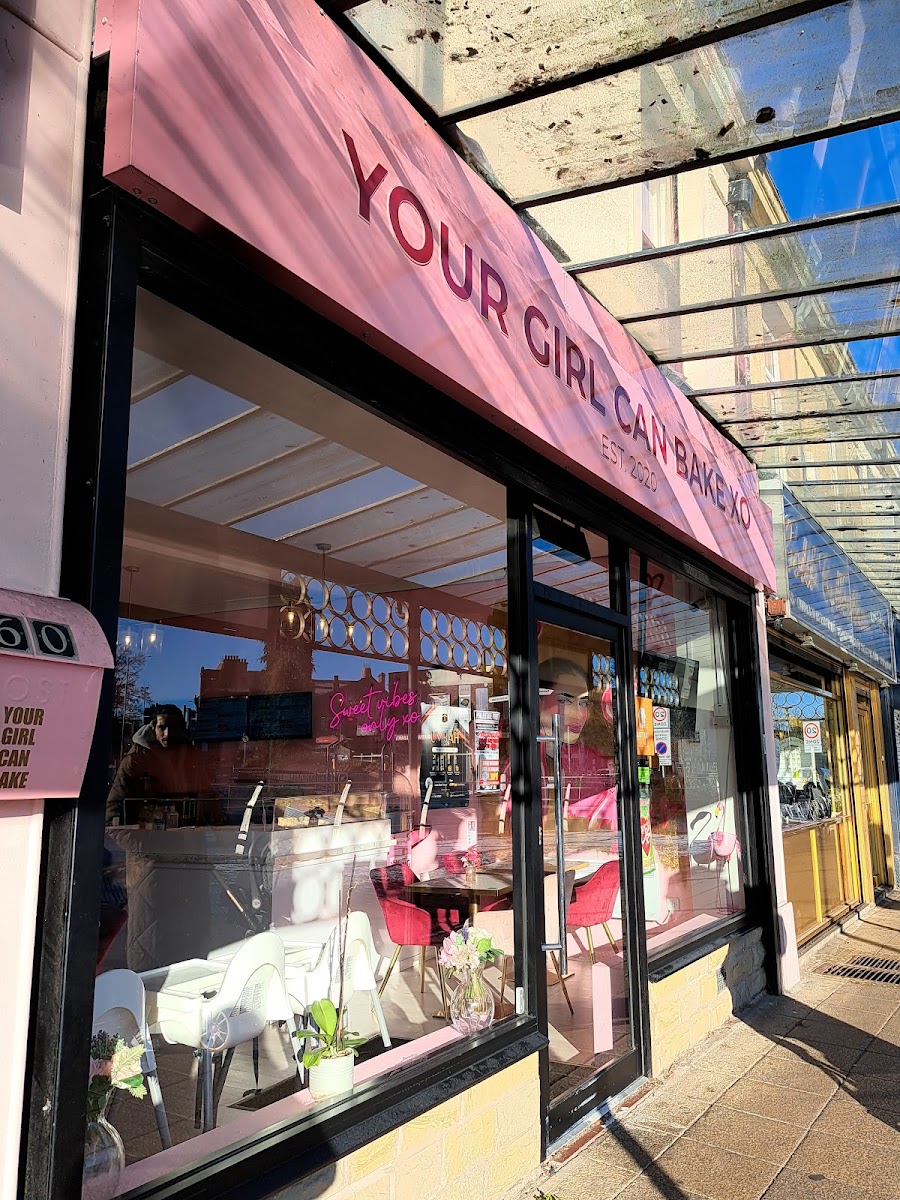 YOUR GIRL CAN BAKE XO