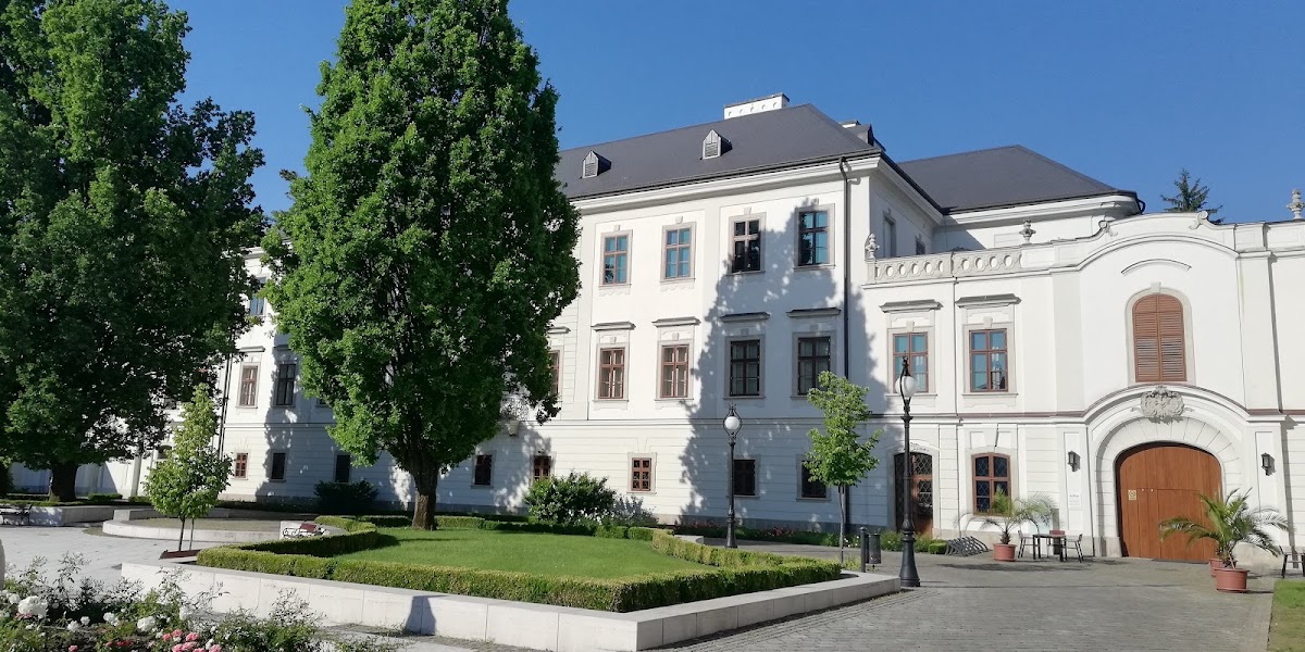 Archbishop's Palace Cafe - 4