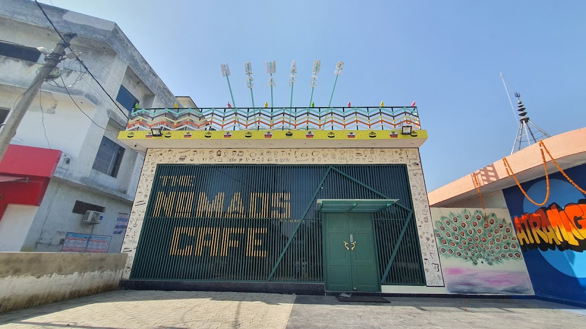 Nomads cafe