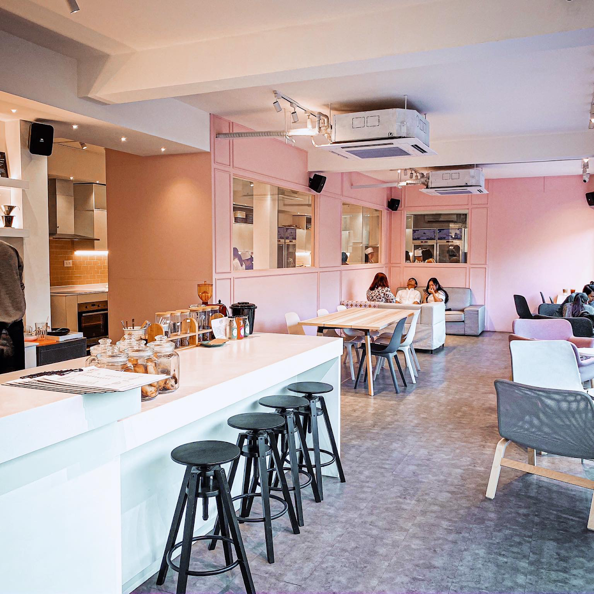 Vanilla dessert cafe