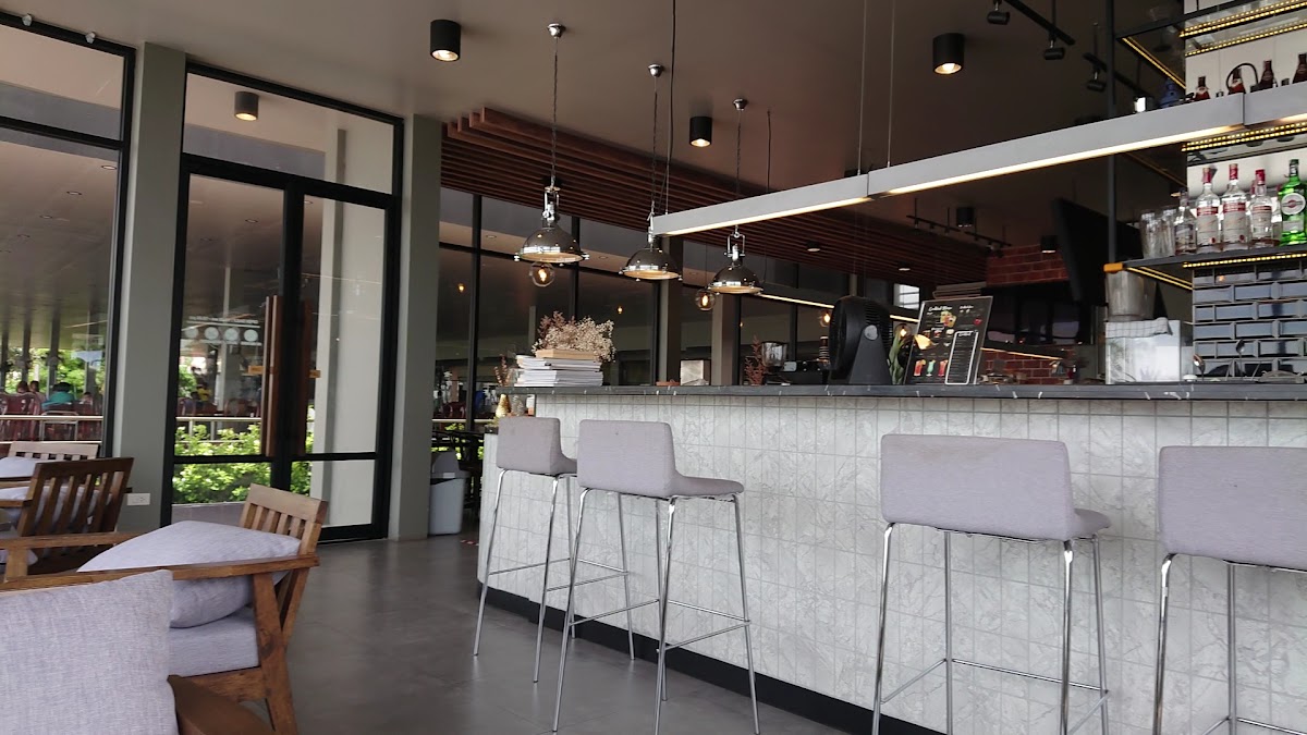 Rock Sand Cafe’ & Bar - 2