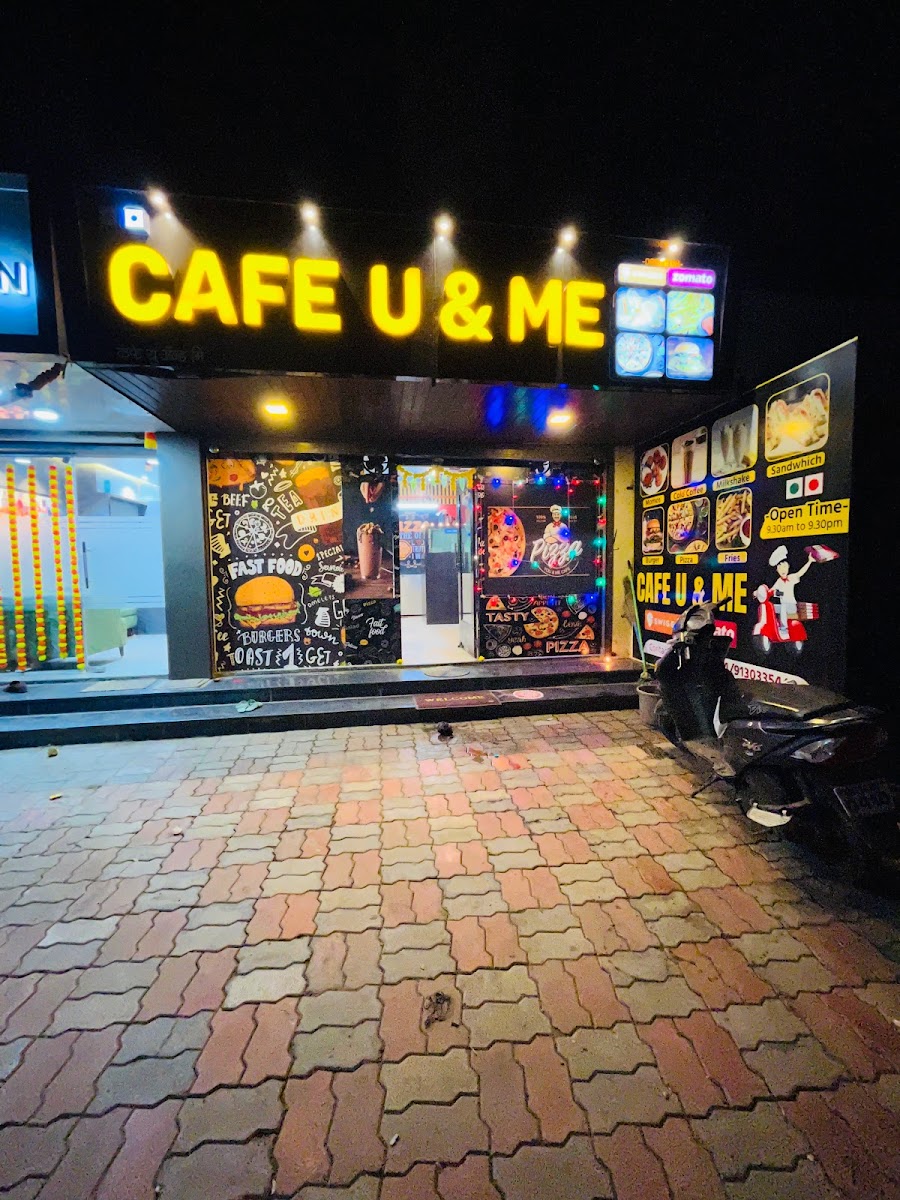Cafe u & me chakan