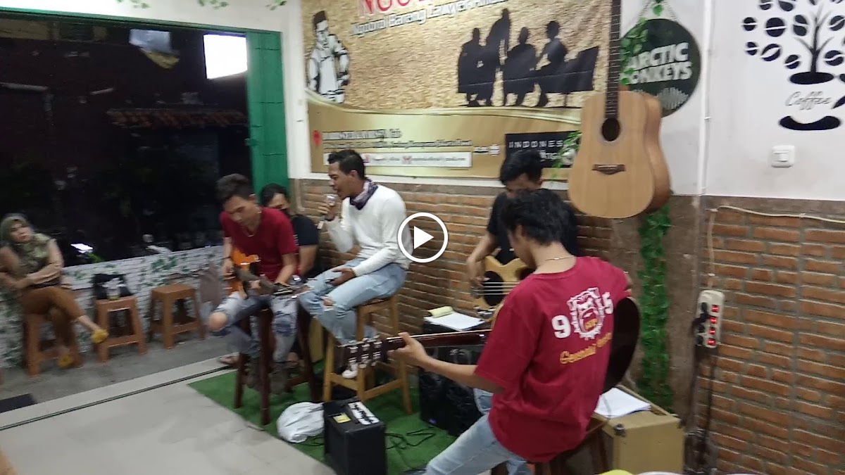 Barrister & Barista Cafe - 2