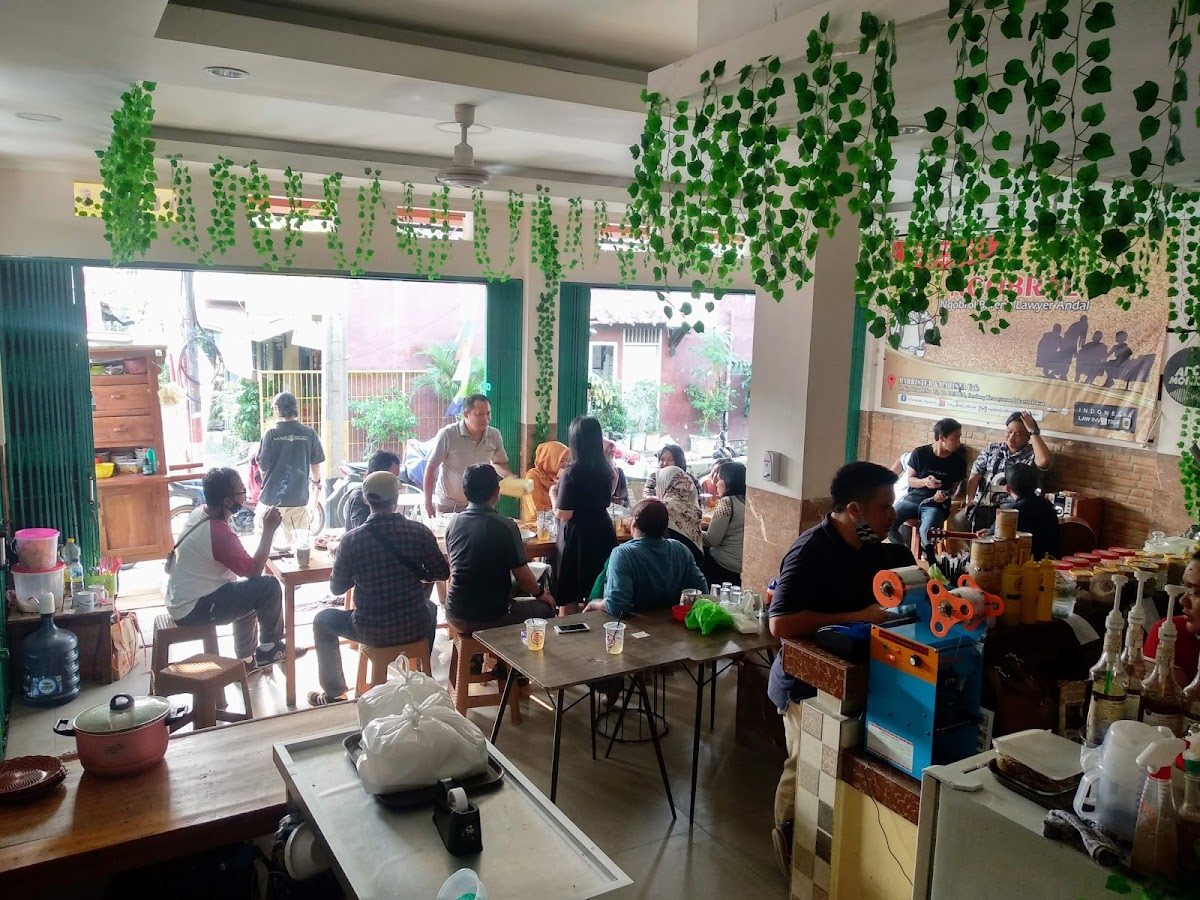 Barrister & Barista Cafe - 4