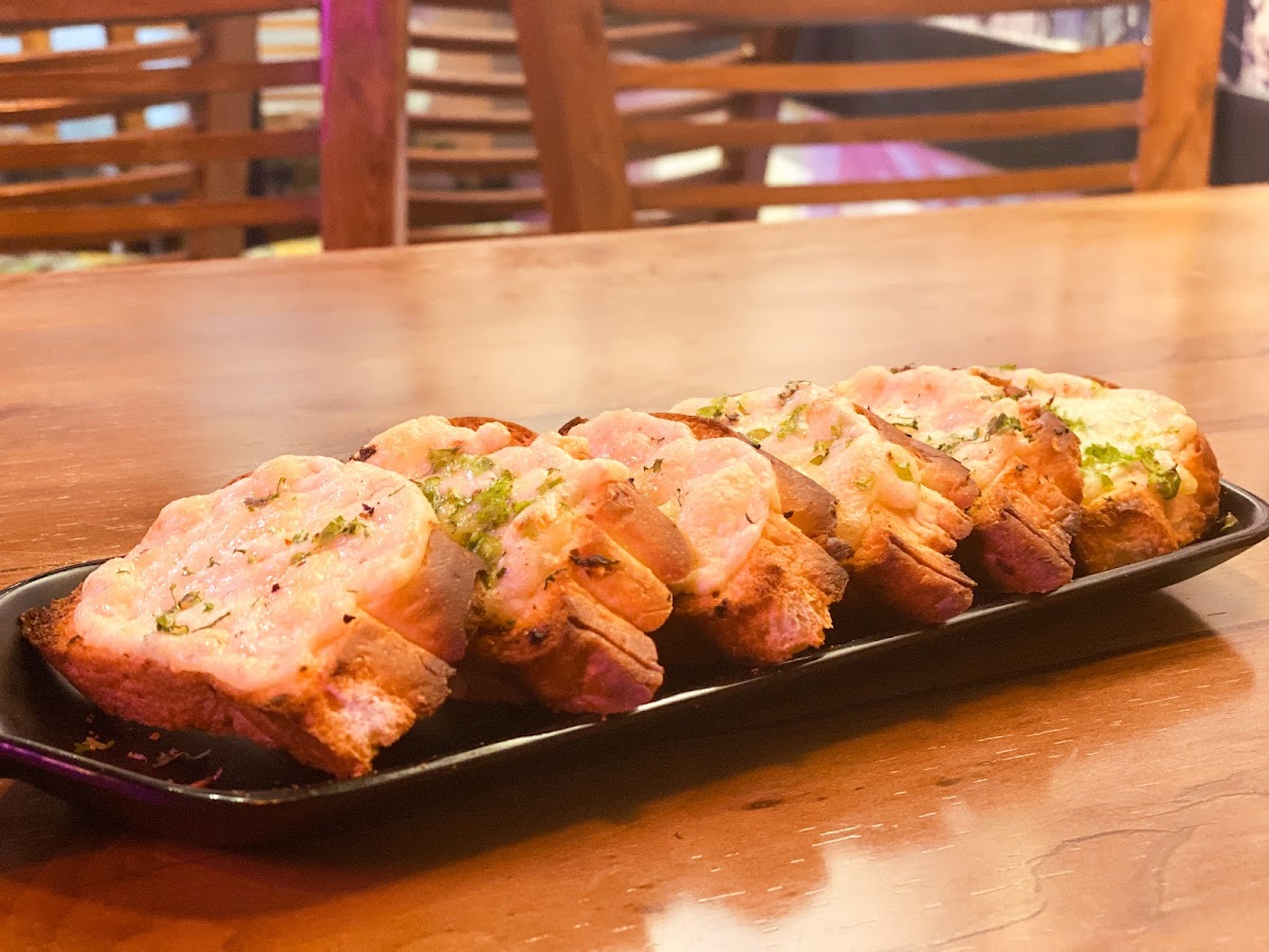 The lil Paris Cafe - 10