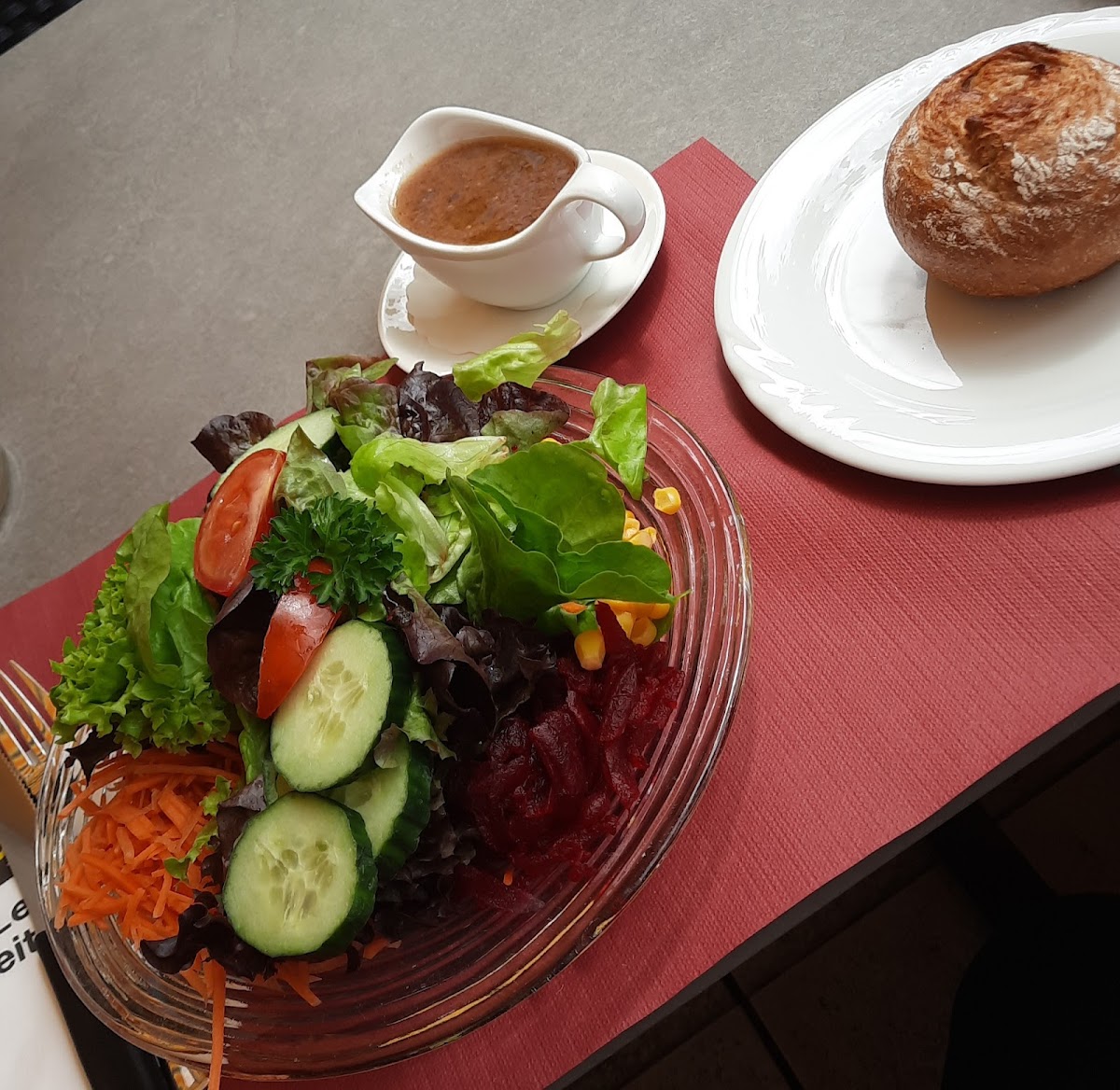 Café Hauger - 2