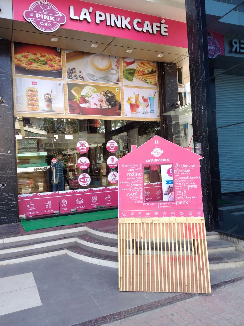 La' Pink Cafe, New Palasia