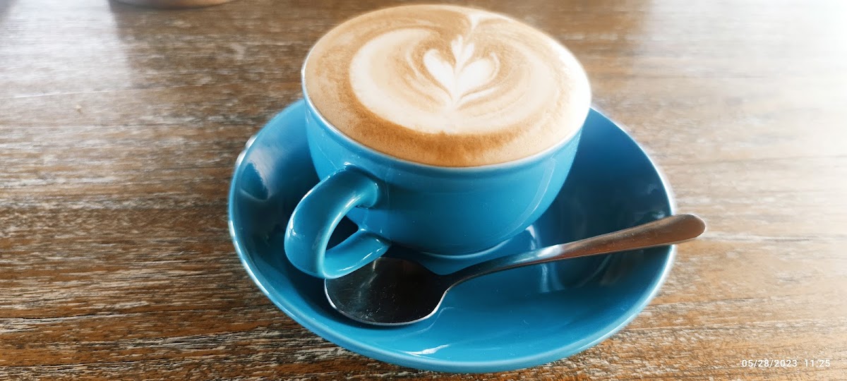 Kanna Coffee & Eatery - 6