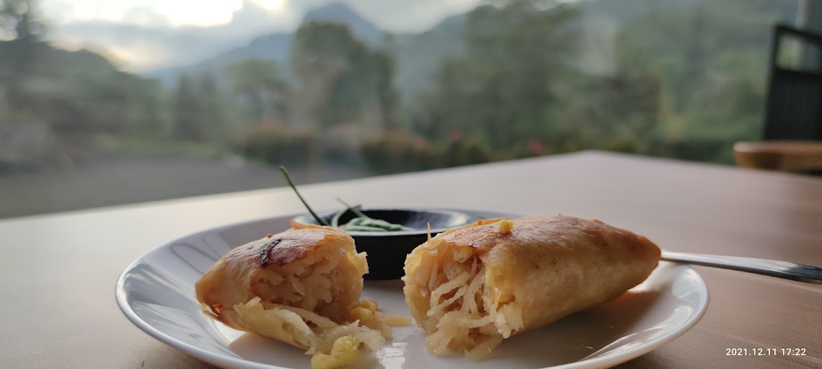 Kanna Coffee & Eatery - 8