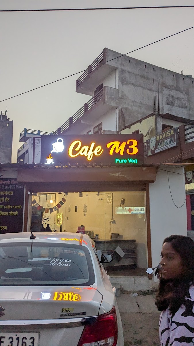 Cafe M3