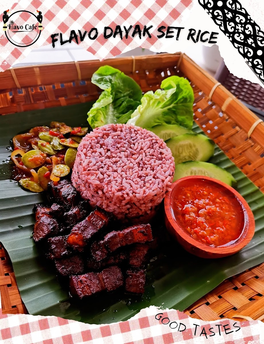 Flavo Cafe (Rumah Dayak) - 3