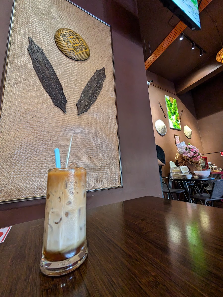 Flavo Cafe (Rumah Dayak) - 6