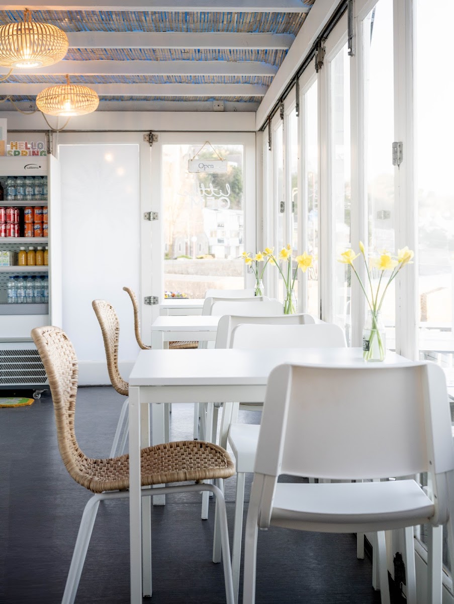 Little Gem Beach Cafe