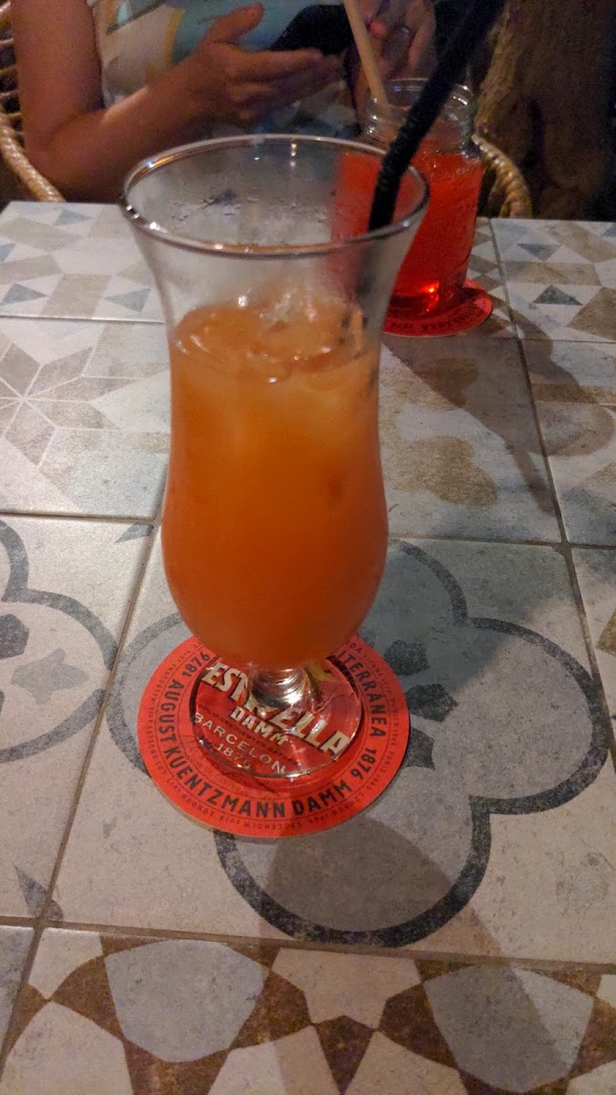 Mango Café & Bar - 10