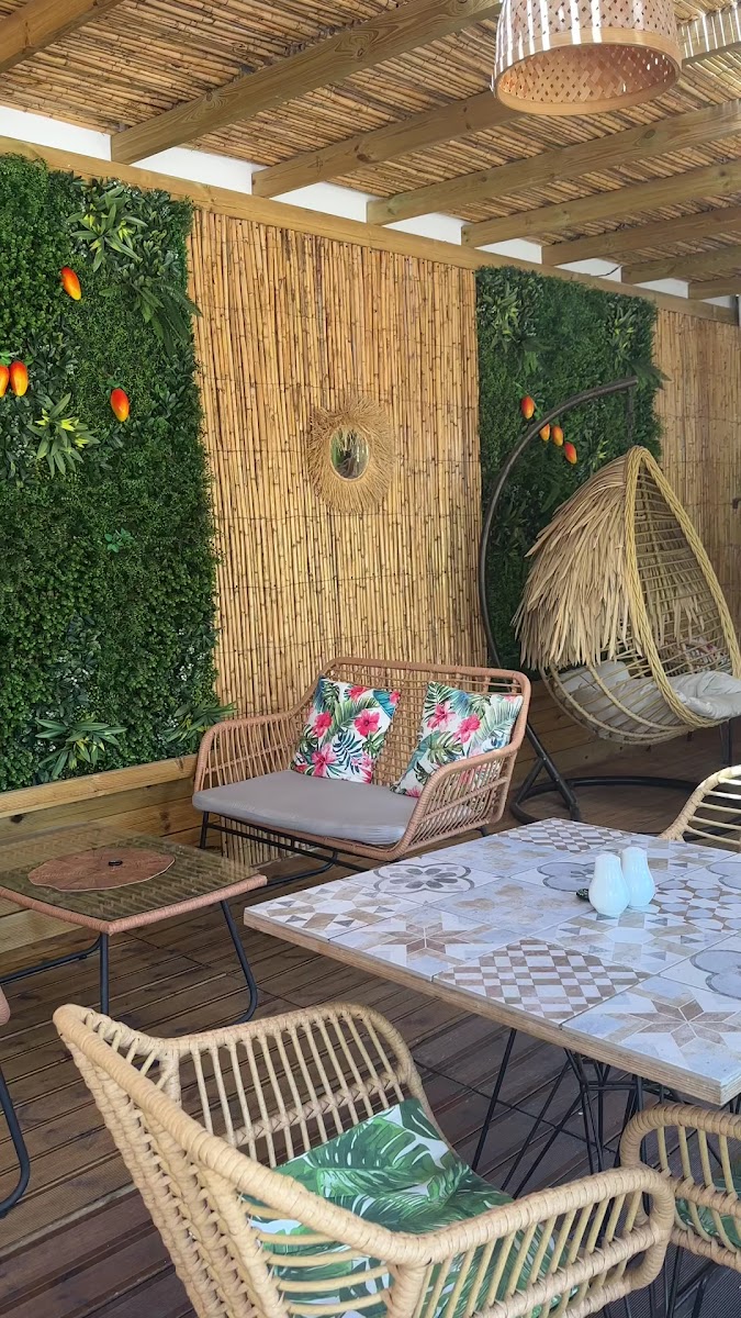 Mango Café & Bar - 2