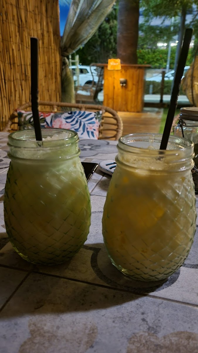 Mango Café & Bar - 5