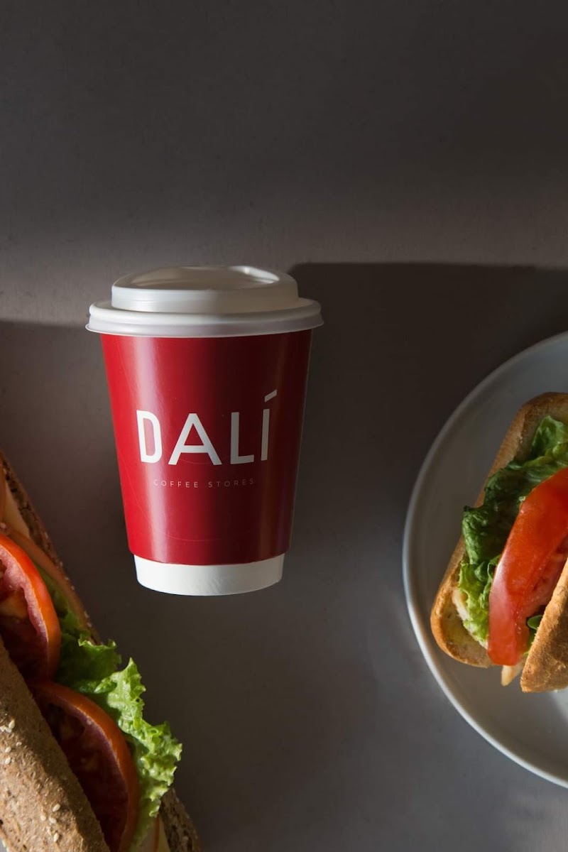 DALI COFFEE STORES - 4